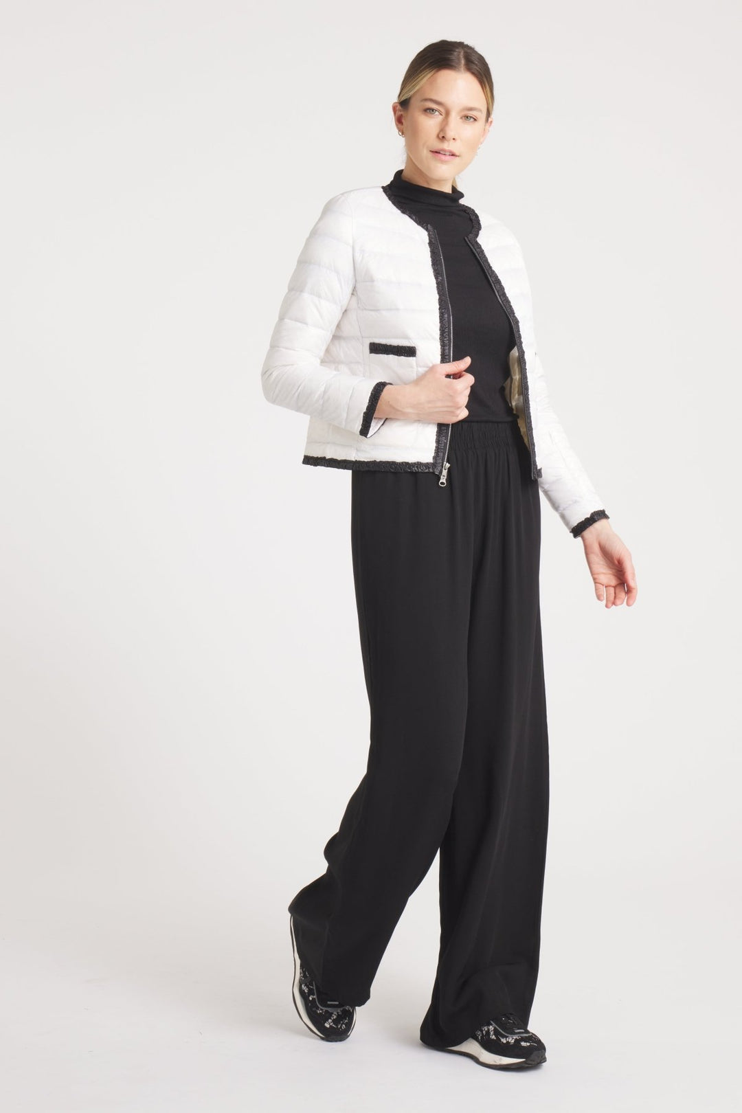 The Buckingham | Down Jacket | Ivory - Cotes of London