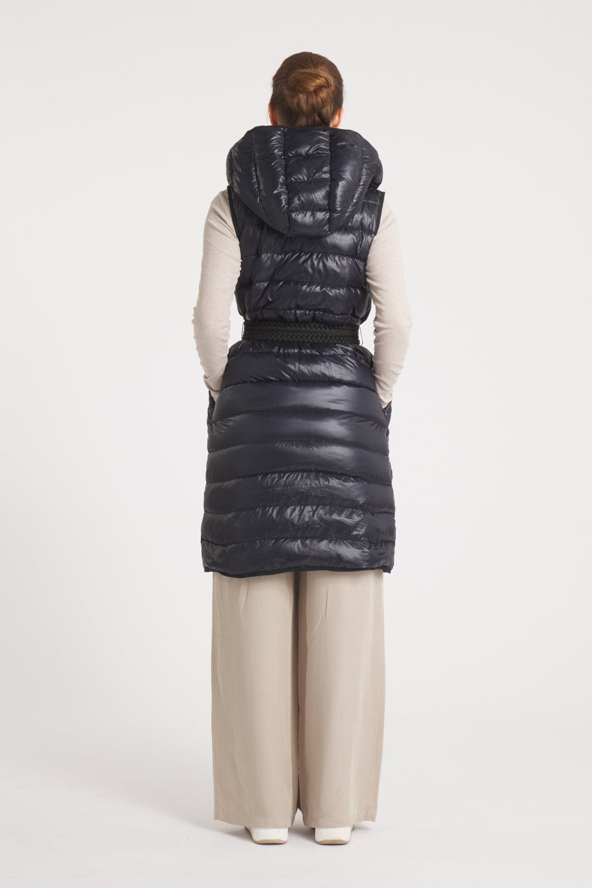 The Camden | Long Hooded Down Vest | Midnight Black – Cotes of London