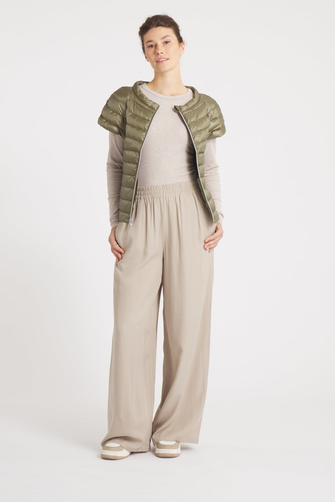 The St Ives | Down Vest | Olive - Cotes of London