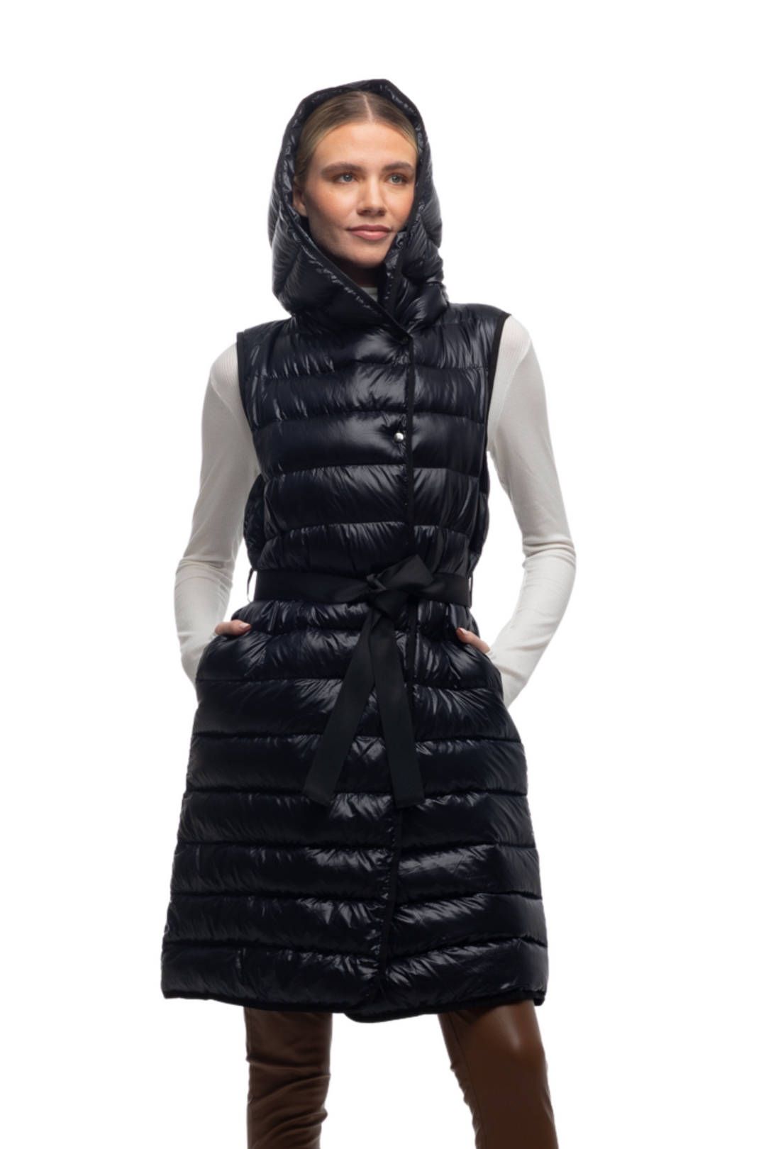 The Camden - Long Hooded Down Vest Cotes of London
#color_midnight-black