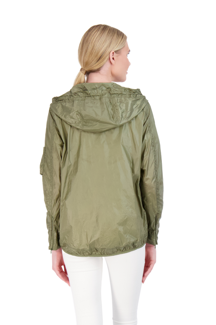 The Derbyshire - Lightweight wind breaker - WAREHOUSE MOVING SALE- FINAL SALE /No Returns/No Exchanges Cotes of London
#color_olive