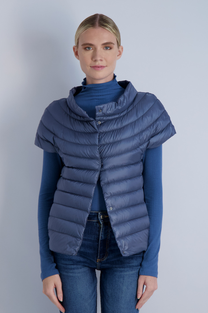 The St Barts Down Vest Cotes of London
#color_dusty-blue